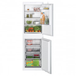 Serie 2 F Rated Built-in fridge-freezer