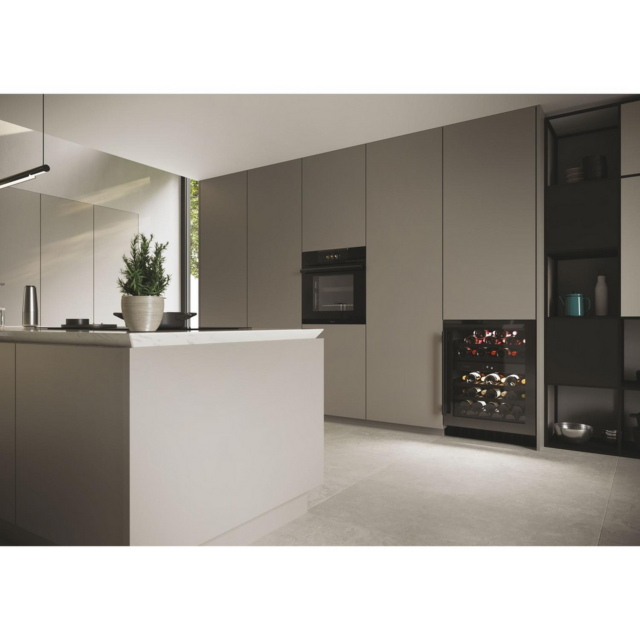 Haier H-WINE 700 HAKWBD 60 UK Wine Cooler Black