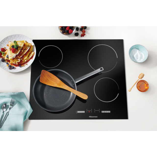 Hisense E6431C 59.5cm Ceramic Hob - Black