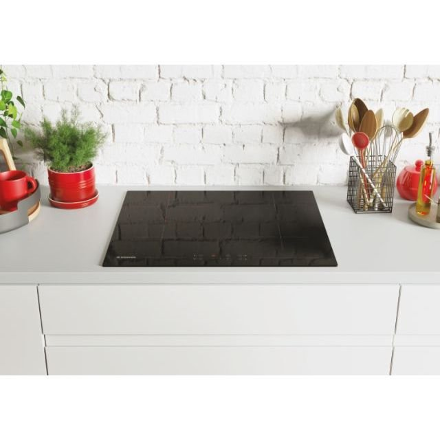 Hoover HH64DB3T 59cm Ceramic Hob - Black