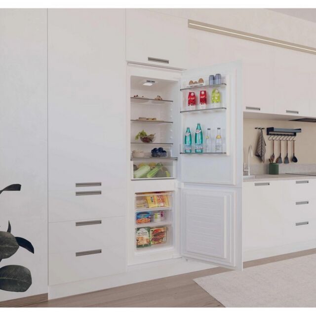 Hoover HOBBML18EK 54Cm 70/30 Built In Fridge Freezer - White