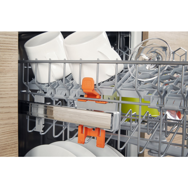Hotpoint HSICIH4798BI 45cm Integrated Slimline Dishwasher, 10 Place Settings