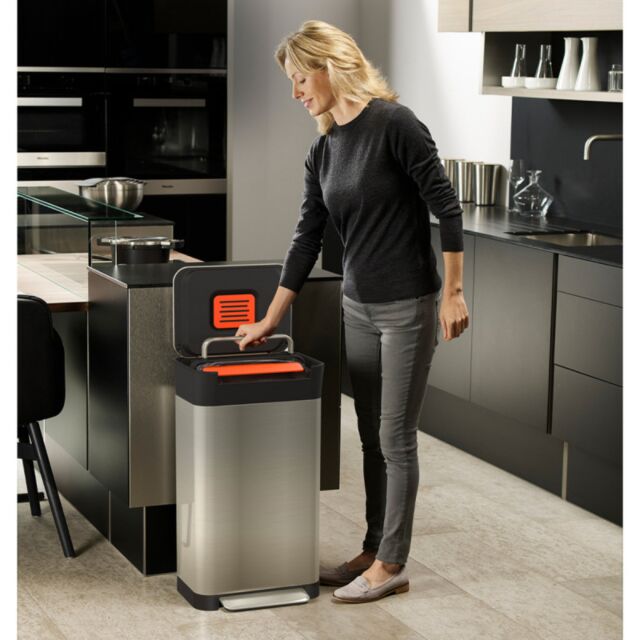 Joseph Joseph 30030 STAINLESS STEEL Titan 30L Stainless-steel Trash Compactor