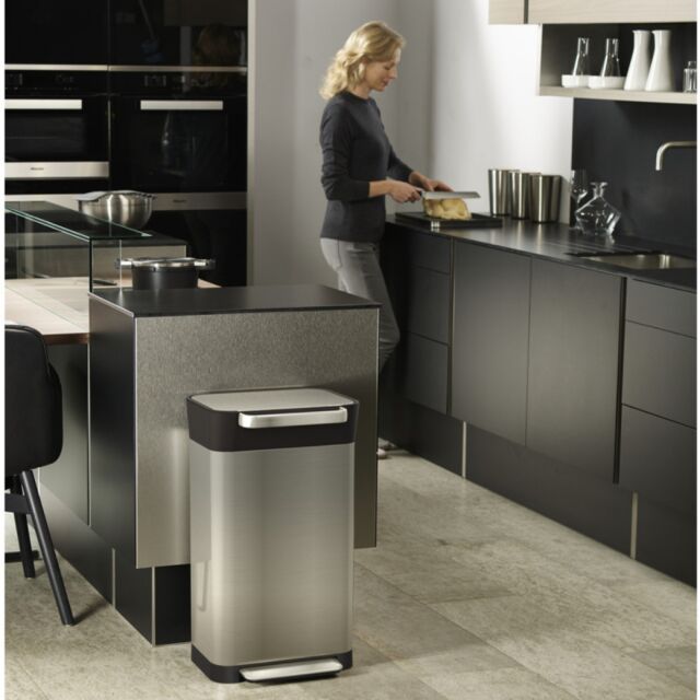 Joseph Joseph 30030 STAINLESS STEEL Titan 30L Stainless-steel Trash Compactor