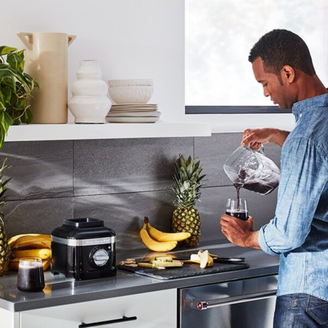 KitchenAid 5KSB4026BOB 1.4L K400 ARTISAN Blender, Onyx Black