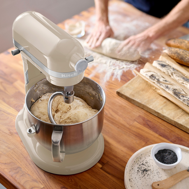 KitchenAid 5KSM70SHXBAC 6.6L Bowl-lift Artisan Mixer in Almond Cream