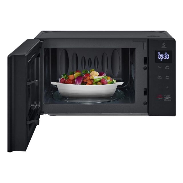 LG MS2032GAS 20L 700W Neochef? Microwave Oven With Touch Control Panel - Black