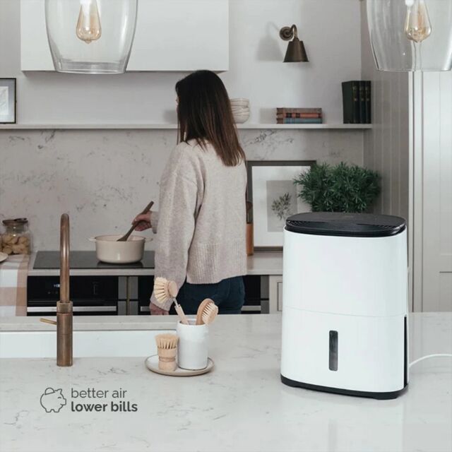 Meaco ARETEONE6L , 6L Compact Dehumidifier / Air Purifier - White And Charcoal Black