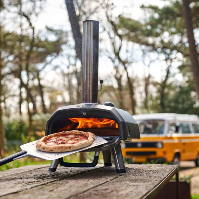 Ooni UU-P30300 Karu 2 12inch Multi-Fuel Outdoor Pizza Oven