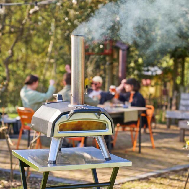 Ooni UU-P30300 Karu 2 12inch Multi-Fuel Outdoor Pizza Oven