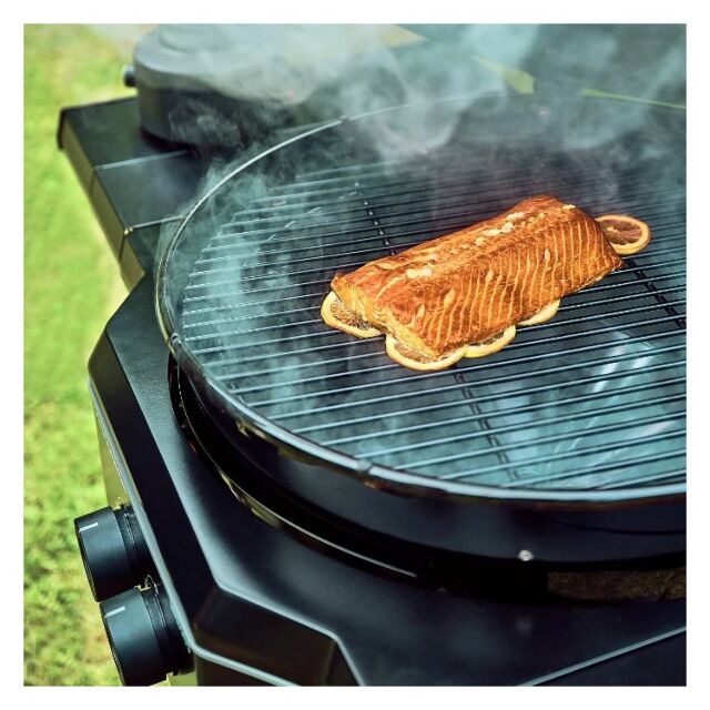 Outdoorchef DAVOS 570 G PRO Gas Kettle Barbecue