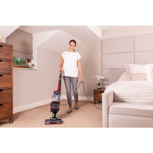 Shark NV602UKT Lift-Away Upright Vacuum Cleaner.Pet Model