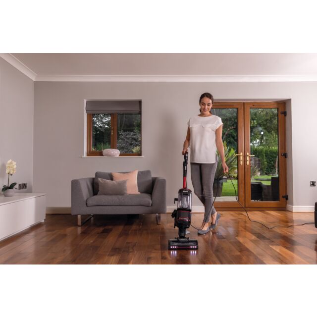 Shark NV602UKT Lift-Away Upright Vacuum Cleaner.Pet Model