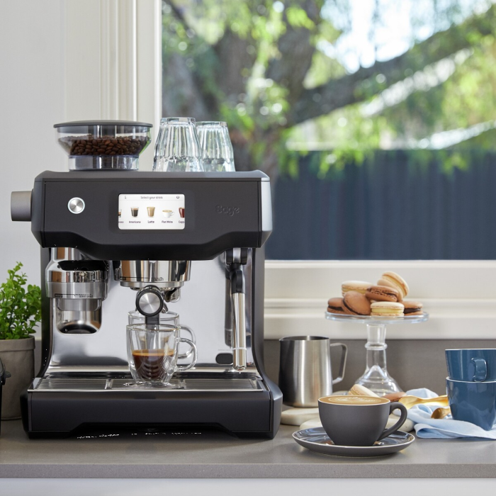 SAGE SES990BTR4GUK1 The Oracle Touch A Fully Automatic Coffee Machine, Black Truffle